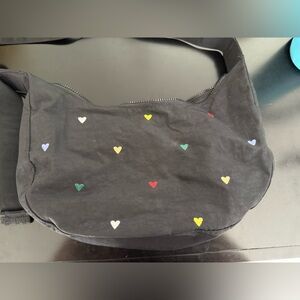 Baggu Embroidered Hearts Medium Crescent